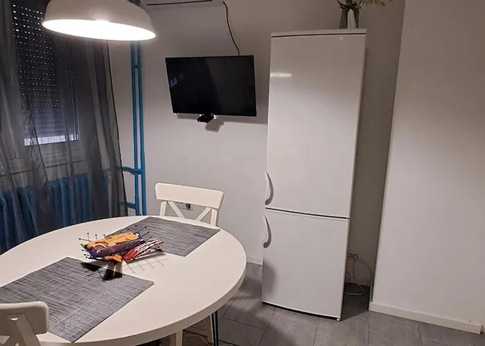 Avala, New Apartman